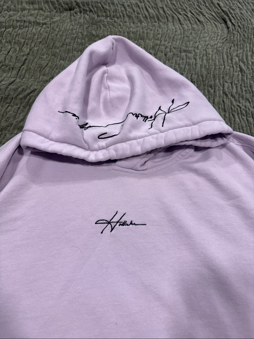 Hollister Lavender Hooded Pullover Sweatshirt - Picture 2 of 7